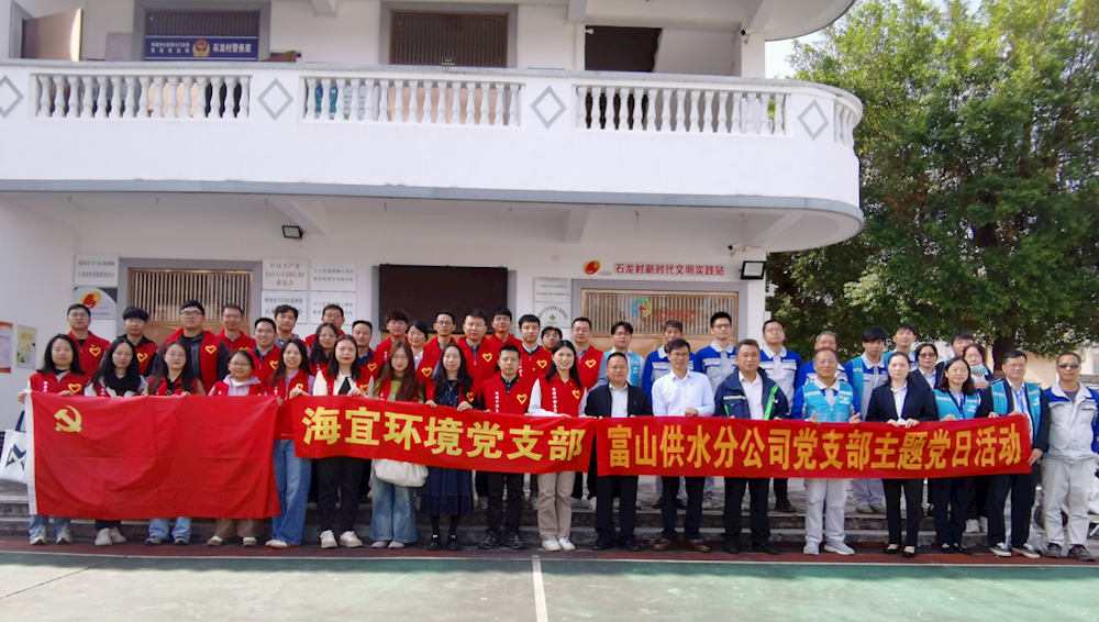 走进斗门石龙村,推动“百千万工程”落细落实